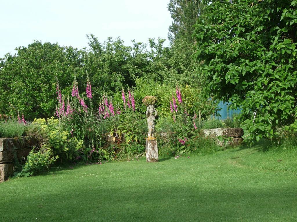 Woodlands Bed & Breakfast Barnt Green Eksteriør bilde